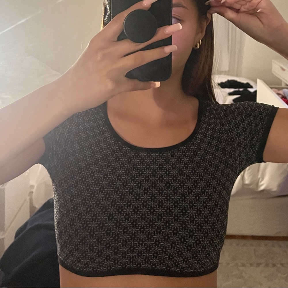 Crop top